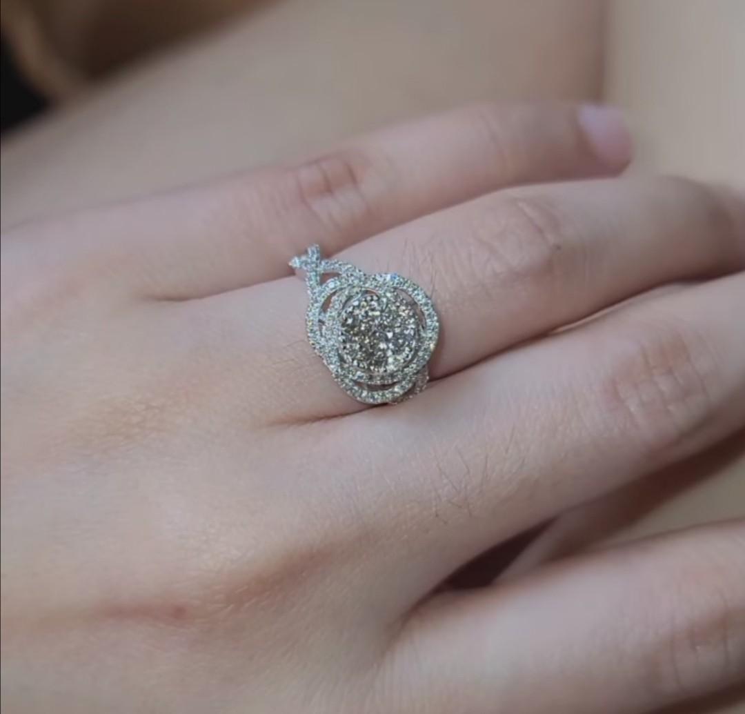 Lady clearance boss ring