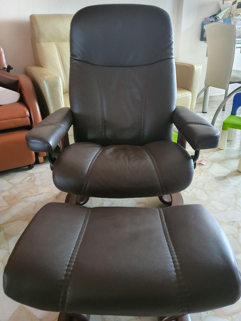 5 month old ekornes stressless chair furniture tables