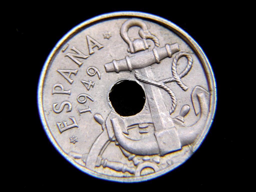 Spain - 1949年西班牙國徽大海錨50仙圓孔鎳幣(佛朗戈獨裁政權時期), 興趣及遊戲, 收藏品及紀念品, 錢幣- Carousell