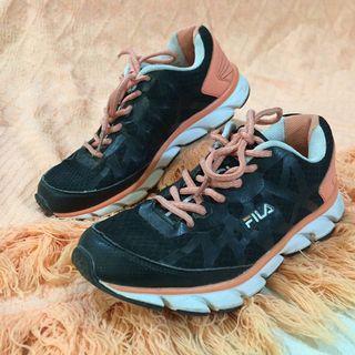 fila running shoes price