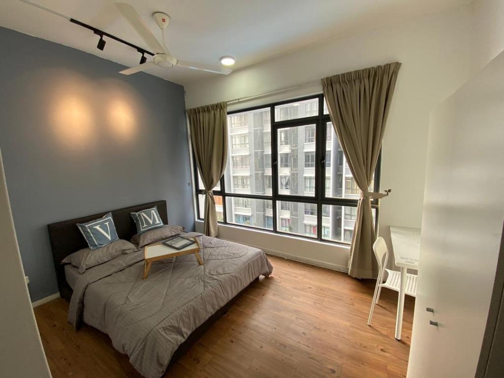 Free Utilities Newly Renovated Large Medium Room For Rent Utropolis Glenmarie Shah Alam Property Rentals On Carousell