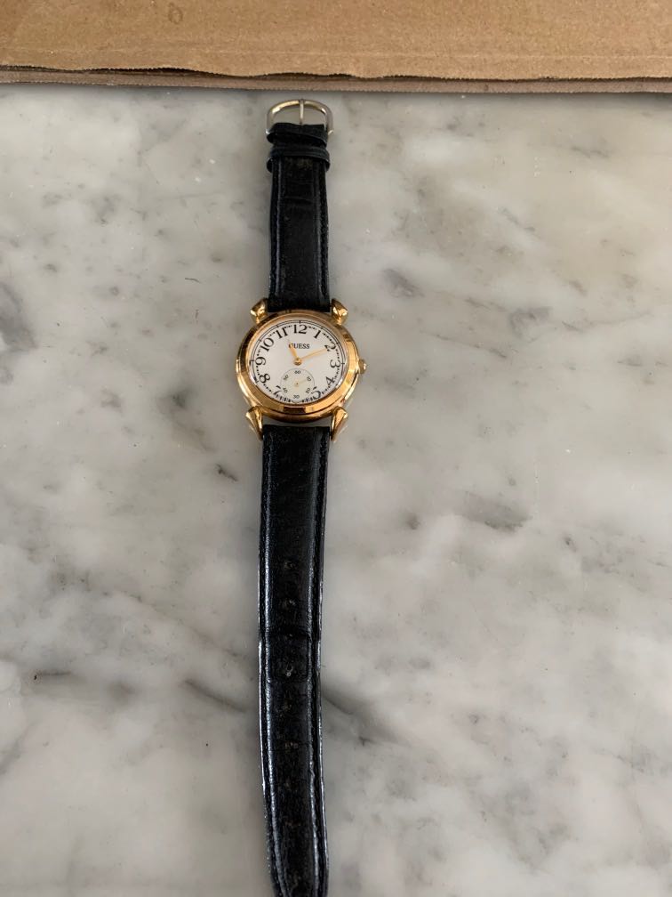 Guess hot sale quartz watch