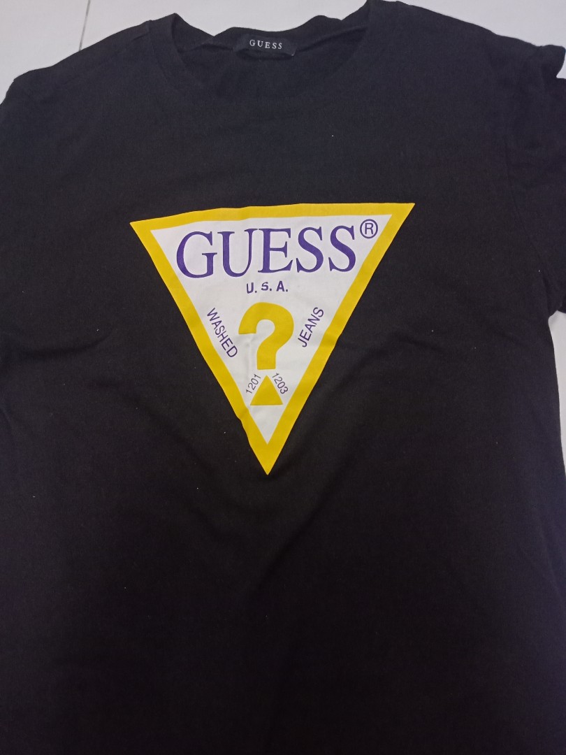 Guess Tee yellow purple on black Men s Fashion Tops Sets