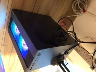 （分類：）位於 。 由 roger.123780 提交（商品編號 1032286751，圖片 1）。簡介： 。