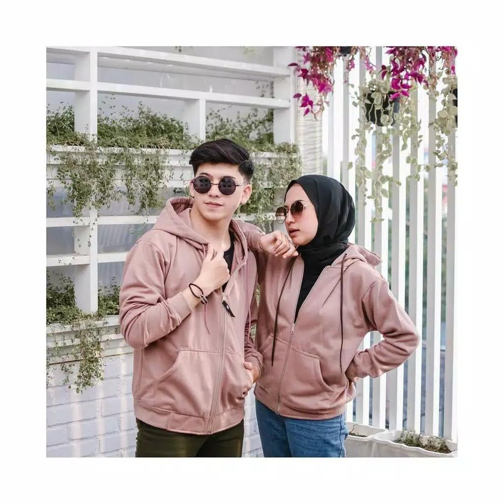 Jaket hoodie polos couple Fesyen Pria Pakaian Baju Luaran di Carousell