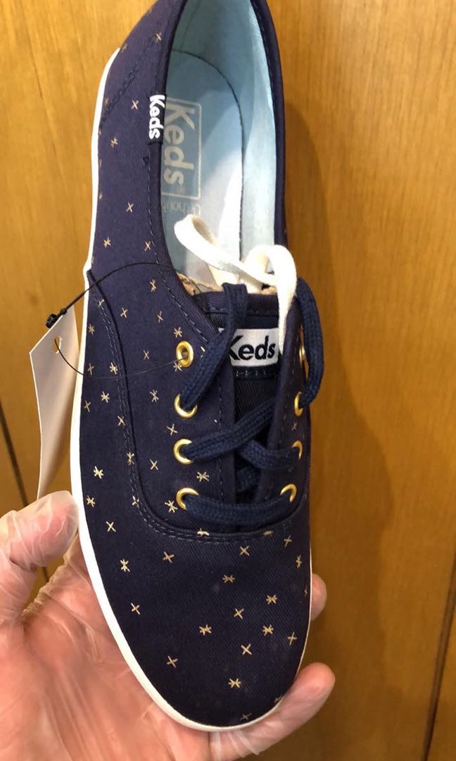 dark blue keds
