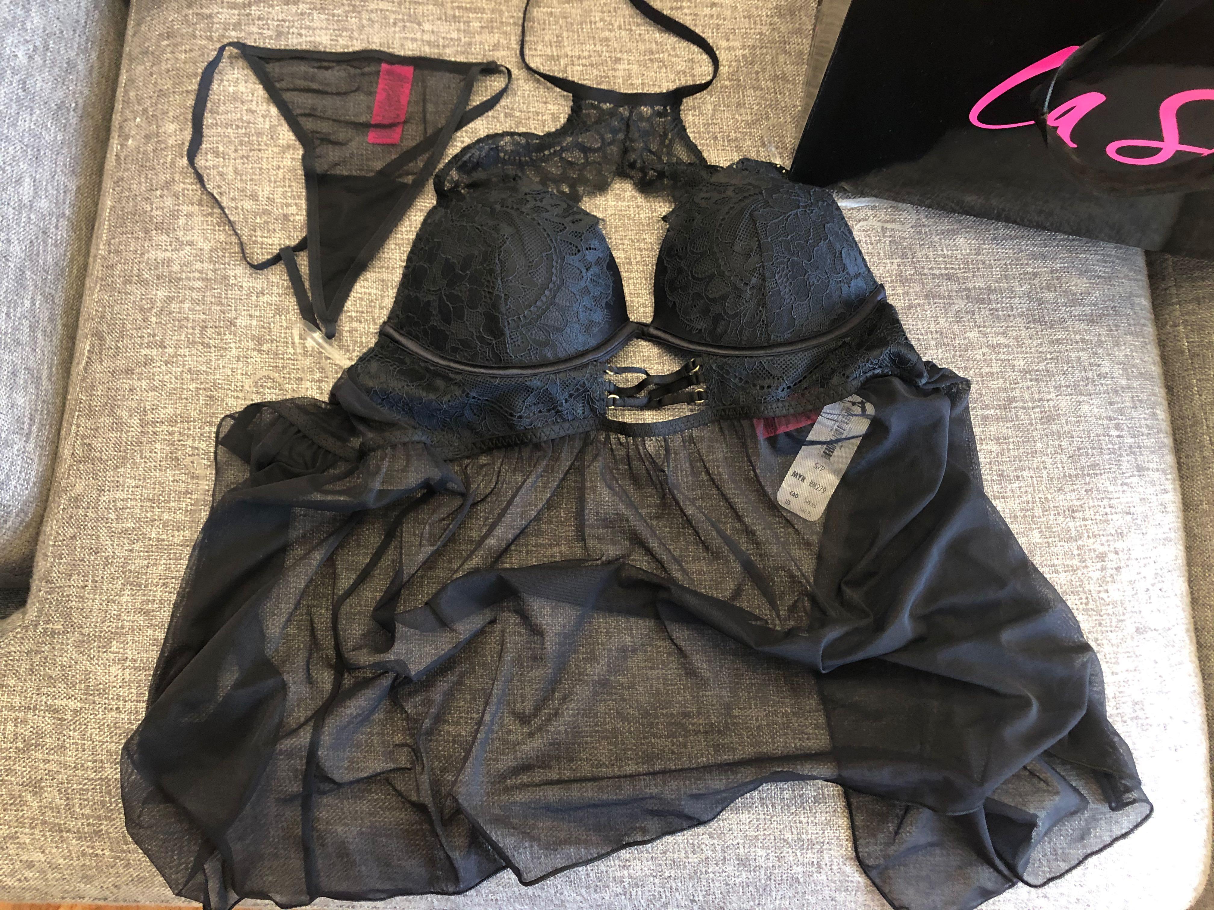 La SENZA, Intimates & Sleepwear, Black Lace Halter Bra