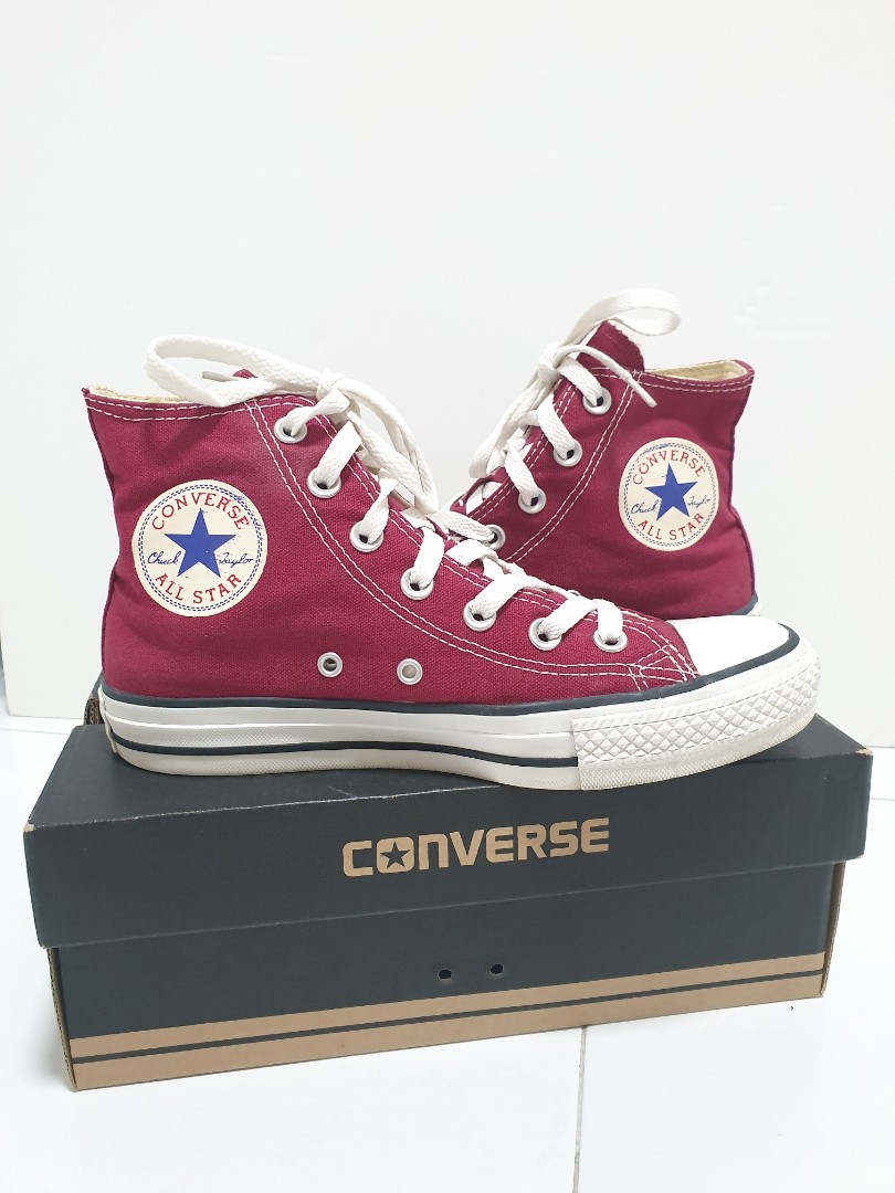 Maroon converse high top tops