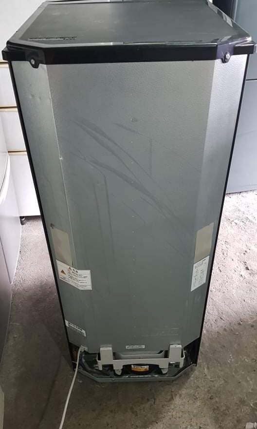 Mitsubishi Mr P15s B Black Refrigerator Tv Home Appliances Kitchen Appliances Refrigerators And Freezers On Carousell