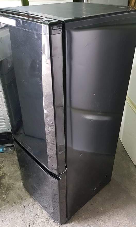 Mitsubishi Mr P15s B Black Refrigerator Tv Home Appliances Kitchen Appliances Refrigerators And Freezers On Carousell