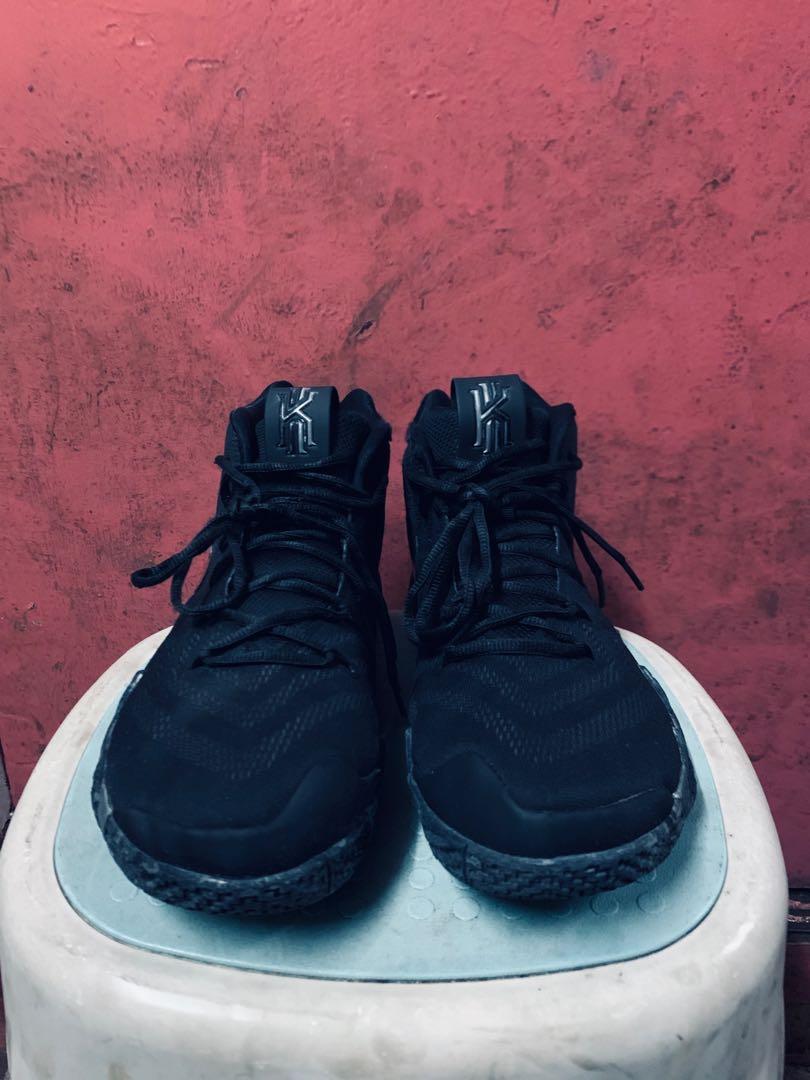 nike kyrie 4 blackout