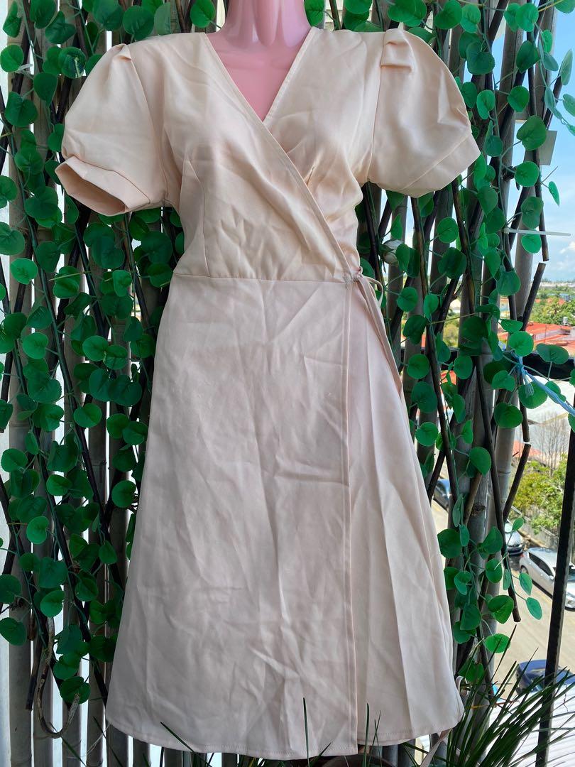 women's clothing shoulder wrap