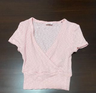 (Category: ) located in . Submitted by oncelovedcloset (Listing ID 1032308639, Image 1). Description: .