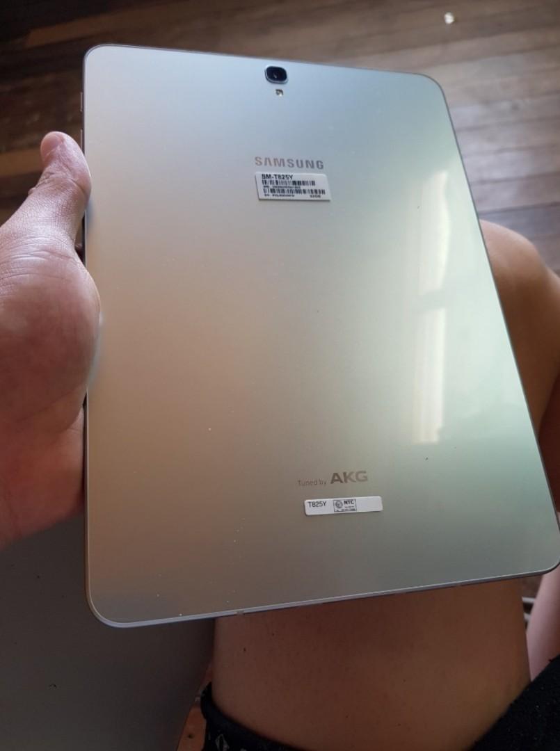 Samsung galaxy tab s3 (Category: Android) located in Manila. Submitted by 1993.jeromegacula26 (Listing ID 1032232242, Image 1). Description: bought it last july 2020 smooth na smooth never na nadrop or kung ano man kasi maalaga ako sa unit for sale only rfs: di na masyado magamit busy sa work last price posted pakita ko pa sayo receipt kung magkano bili ko txt lang sa number ko yung gusto 09065726584 batangas city sana para malapit lang.