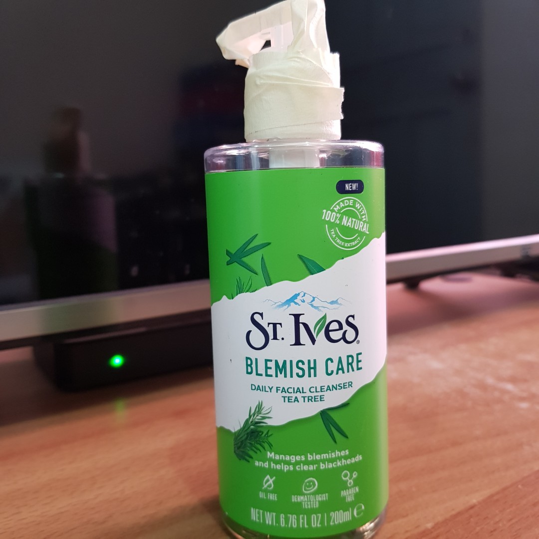 st ives blemish care daily cleanser tea tree