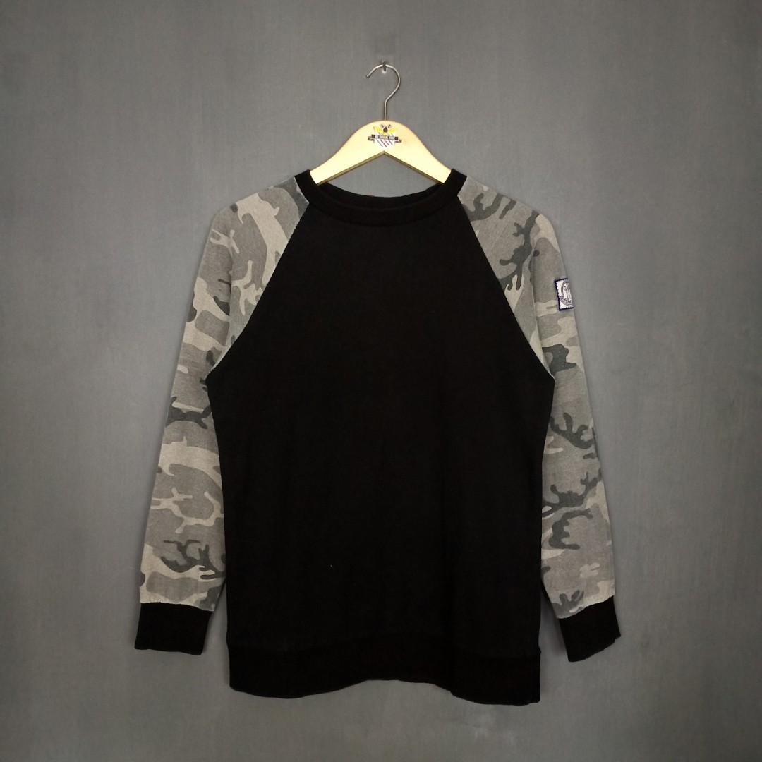 moncler crewneck sweatshirt