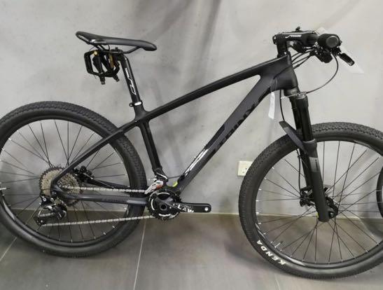 Trinx hotsell v1200 elite