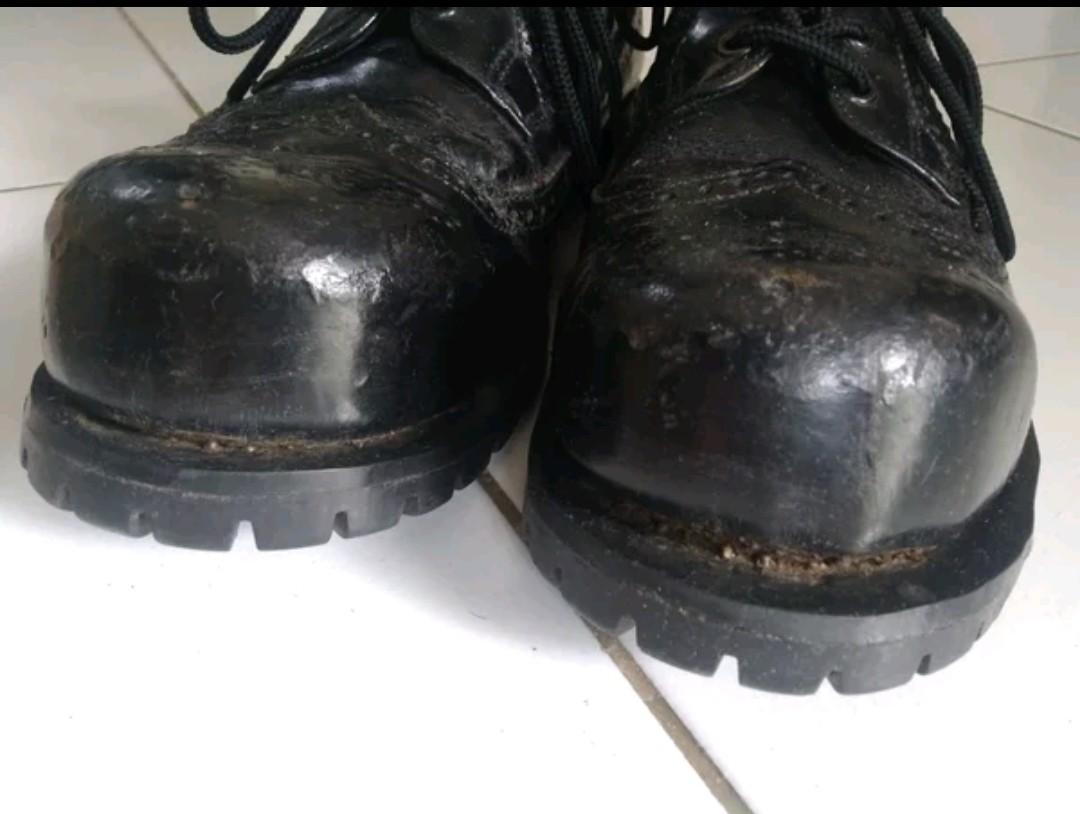 Underground shoes hot sale bandung