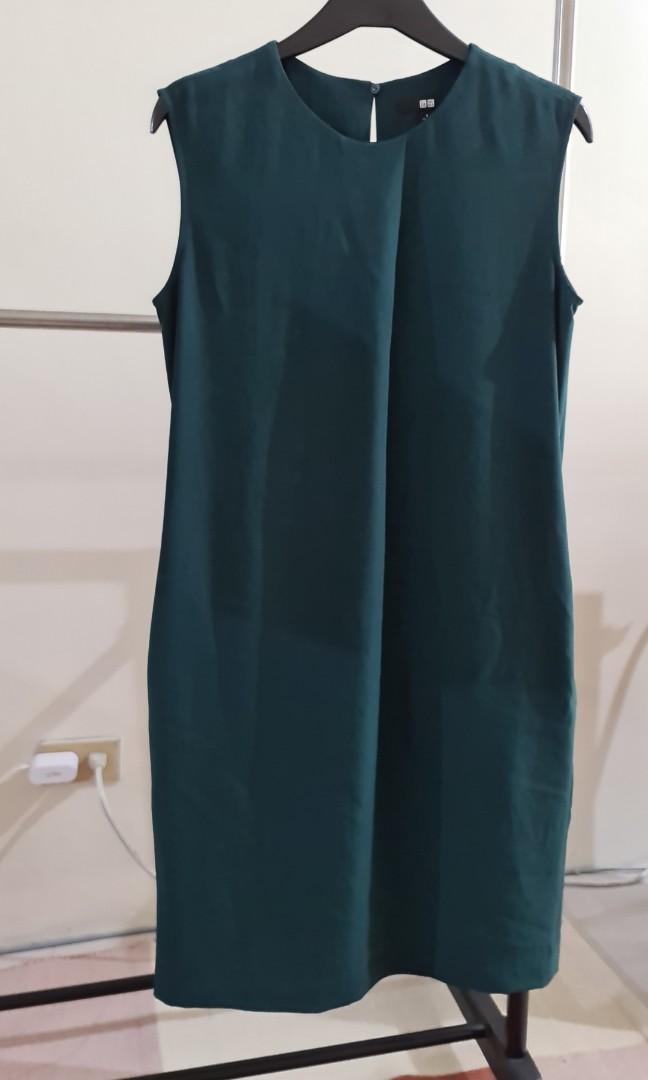Uniqlo Dress S (Category: Dresses) located in Manila. Submitted by beckyyyyyyyyyyyyyyyy (Listing ID 1032209560, Image 1). Description: .