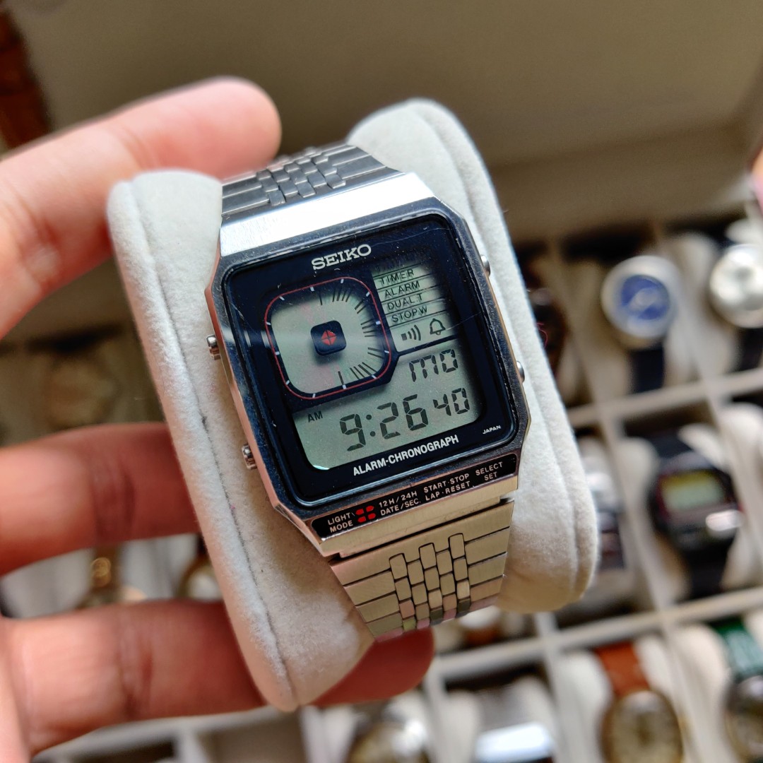 James bond seiko digital clearance watch
