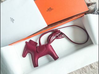 （分類：）位於 。 由 clovescalli 提交（商品編號 1025905836，圖片 1）。簡介： 。