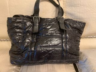 （分類：）位於 。 由 ar1234567 提交（商品編號 1026061435，圖片 1）。簡介： 。