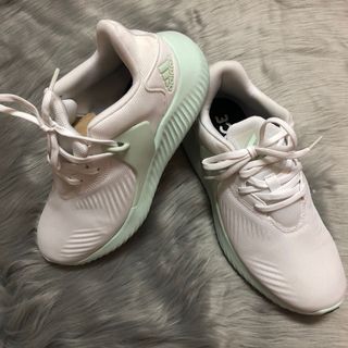 （分類：）位於 。 由 ukilam 提交（商品編號 1025910429，圖片 1）。簡介： 。