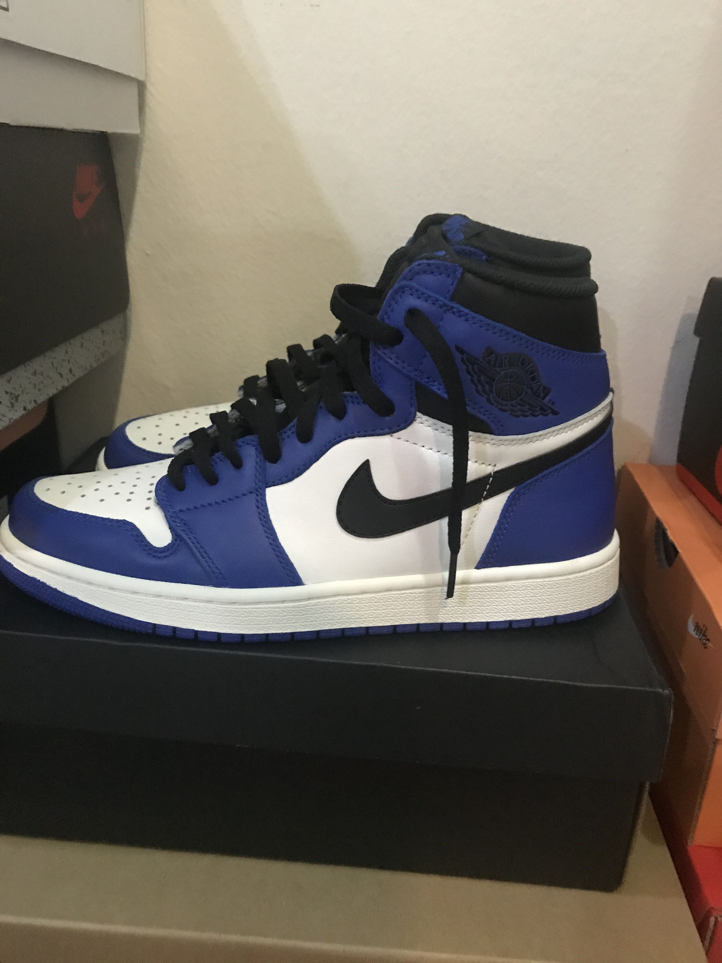 royal 1s size 7