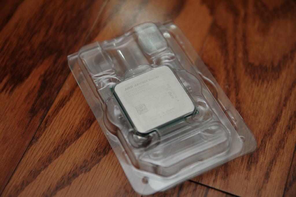 Amd A8 7600 Socket Fm2 Cpu Processor With Radeon Graphics Electronics Computer Parts Accessories On Carousell