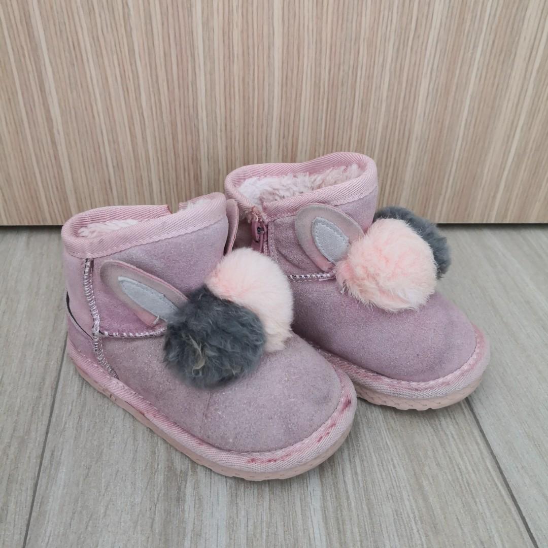 Baby girl winter boots pink furry 