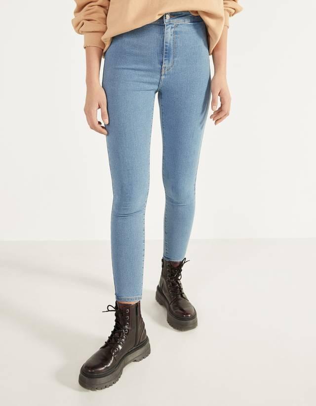 BERSHKA High waist Jeggings Fesyen Wanita Pakaian Wanita Bawahan di Carousell