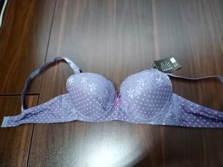 (Category: ) located in . Submitted by lebellevis (Listing ID 1025813075, Image 1). Description: .