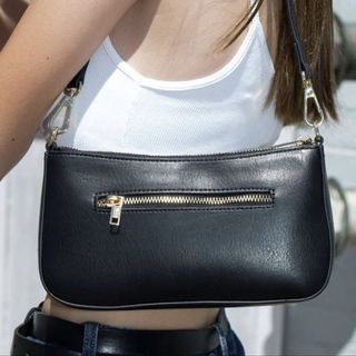 （分類：）位於 。 由 thriftxcloudstore 提交（商品編號 1025849539，圖片 1）。簡介： 。