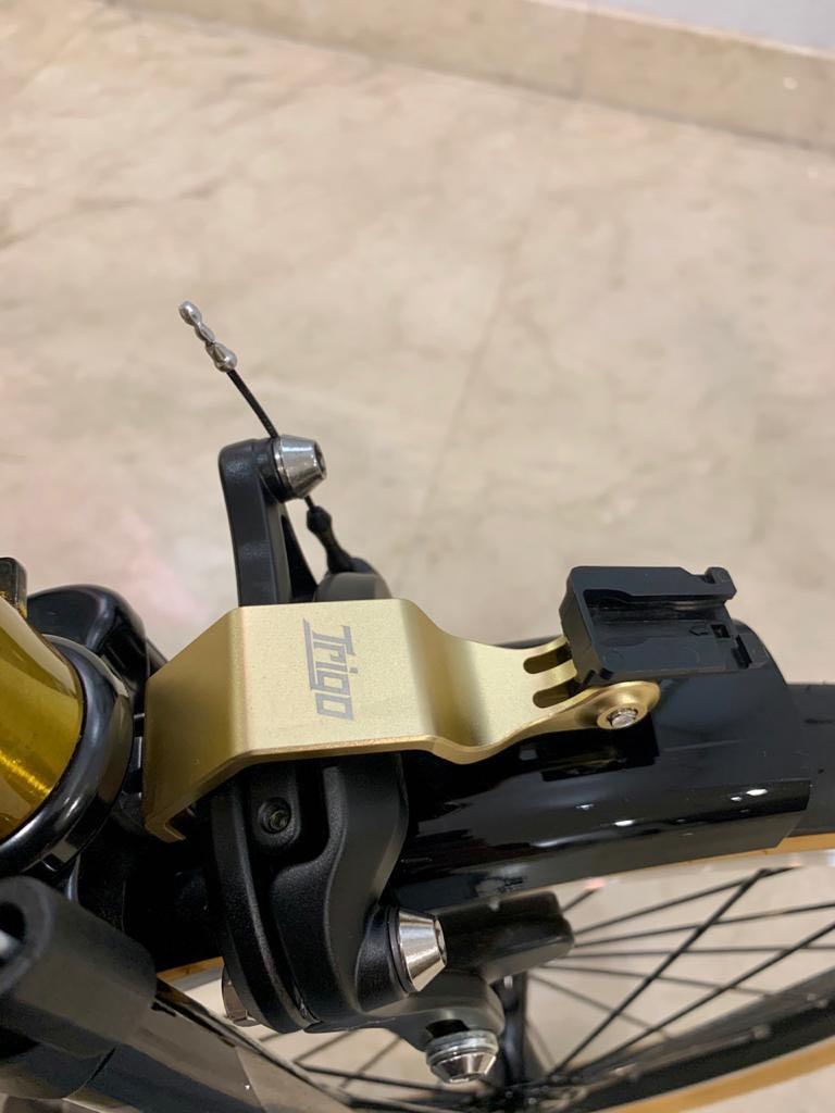 Brompton (Category: Bicycles) located in Singapore. Submitted by mnmxpl (Listing ID 1025858242, Image 8). Description: Asia Gold M6L limited edition, Serial number 135 / 1000, Condition 9.9/10, Laminated Bike Shield, Additional parts: Ti pro as photos, MKS paddle, Box, manual, certificate..