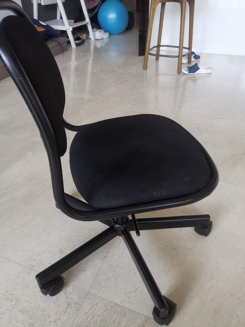 Computer Chair Furniture Tables Chairs On Carousell