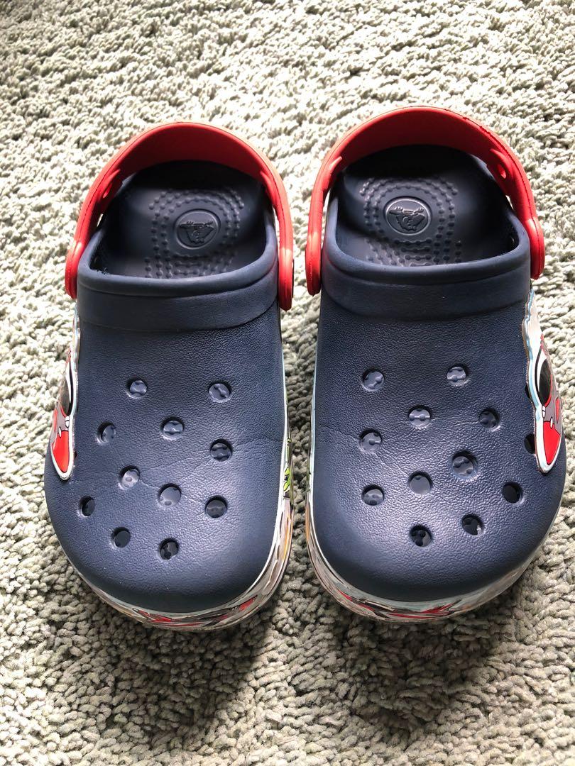 crocs led shoes