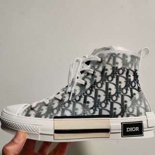 （分類：）位於 。 由 hypebea5t 提交（商品編號 1025967874，圖片 1）。簡介： 。
