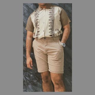 (Category: ) located in . Submitted by declutter.treasures (Listing ID 1025930890, Image 1). Description: .