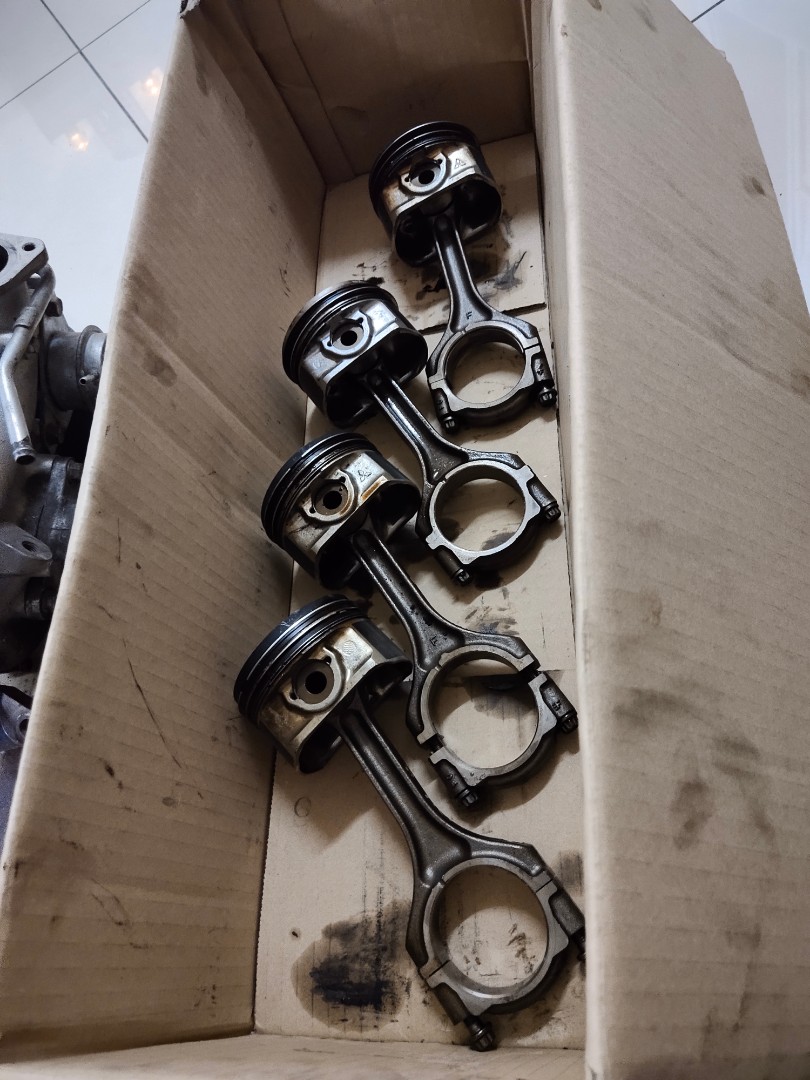 Evo x piston conrod 4b11t, Auto Accessories on Carousell