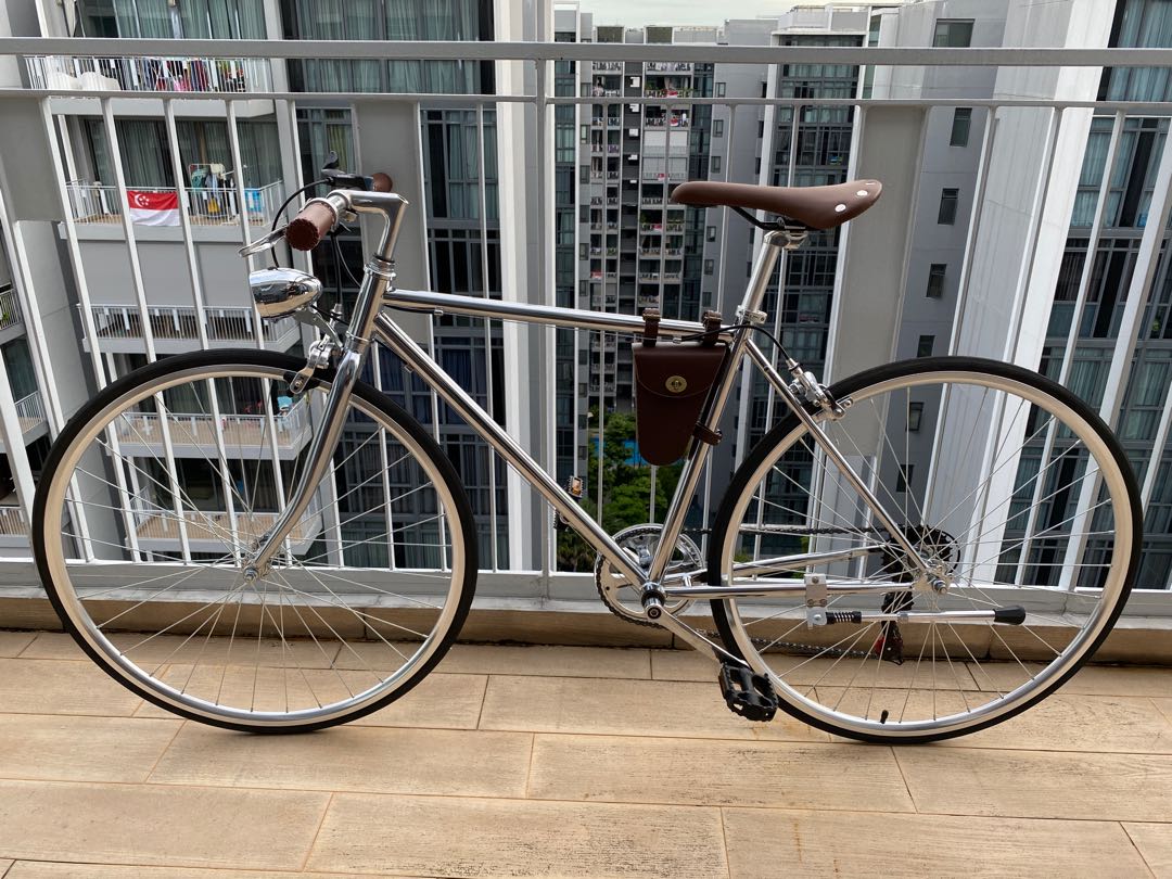 Chrome road bike 2025
