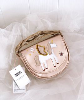 （分類：）位於 。 由 haley_dunphy 提交（商品編號 1026020021，圖片 1）。簡介： 。