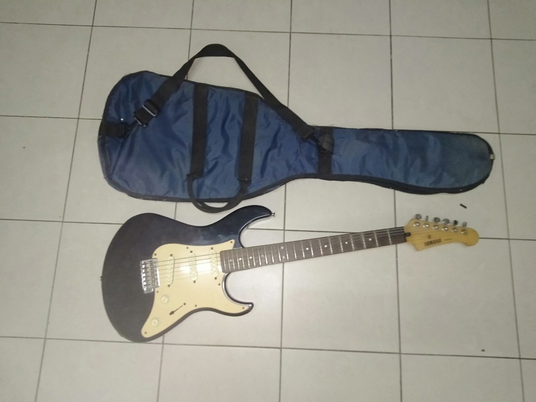 Yamaha on sale eg303 price