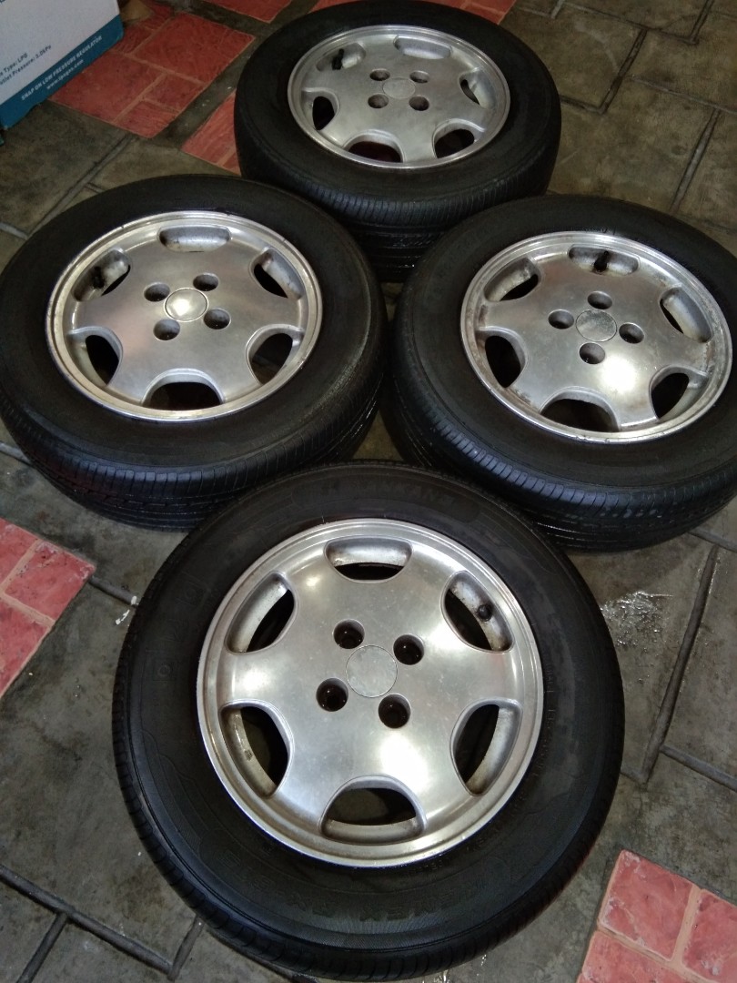 HONDA CIVIC VTI STOCK MAGS WITH TIRES, Car Parts & Accessories, Mags
