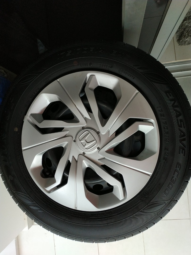 Honda Fit GK3 Stock Rim Tyres, Car Accessories, Tyres & Rims on Carousell
