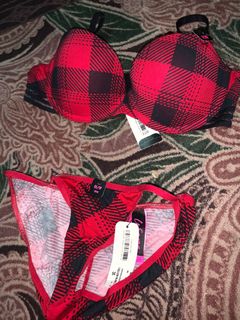 (Category: ) located in . Submitted by sayang_bundle (Listing ID 1025945635, Image 1). Description: .