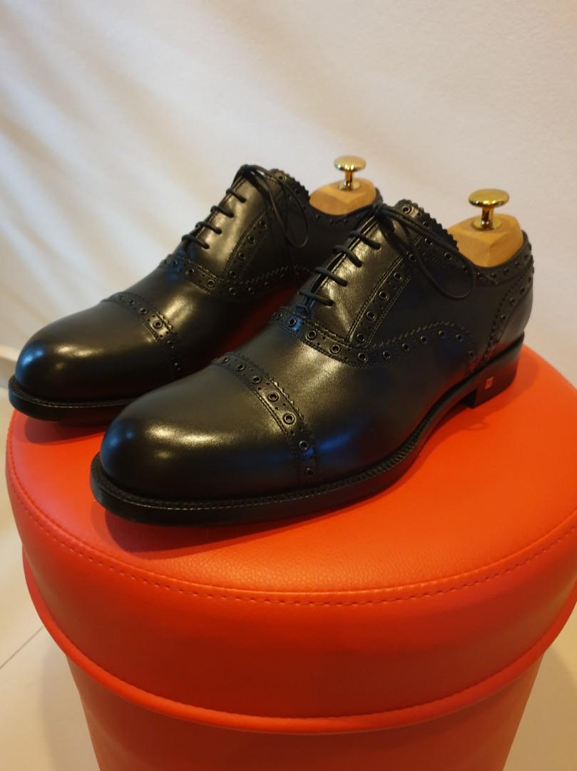sneakers dress shoes