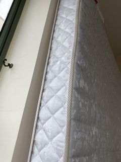 （分類：）位於 。 由 cutexy 提交（商品編號 1025233165，圖片 1）。簡介： 。