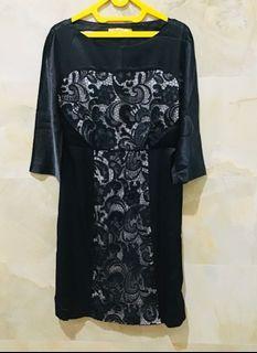 Mididress pesta/ dress malam bordir halus second preloved like new
