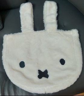 （分類：）位於 。 由 loplopy 提交（商品編號 1025888913，圖片 1）。簡介： 。