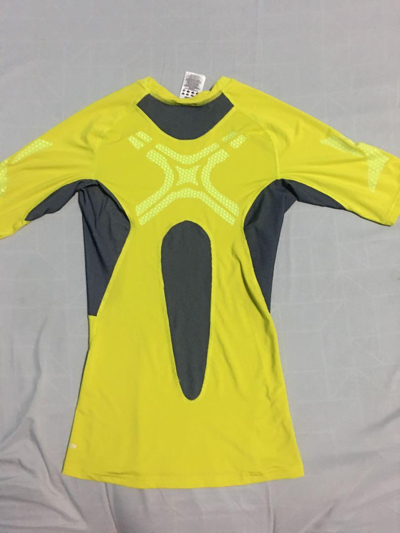 Original Adidas Techfit (Category: Activewear) located in Iligan City. Submitted by hello_imaliah (Listing ID 1025995006, Image 3). Description: With flaws. Has tiny stain. .